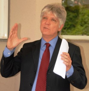 Antonio Figueira durante a inauguração do NAP-Biocema